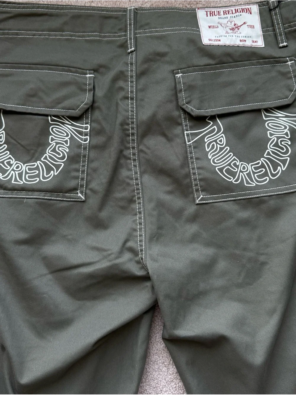 True Religion Mens Cargo Pants Sz 34 fit 38” Olive Green Kalamata White Stitch